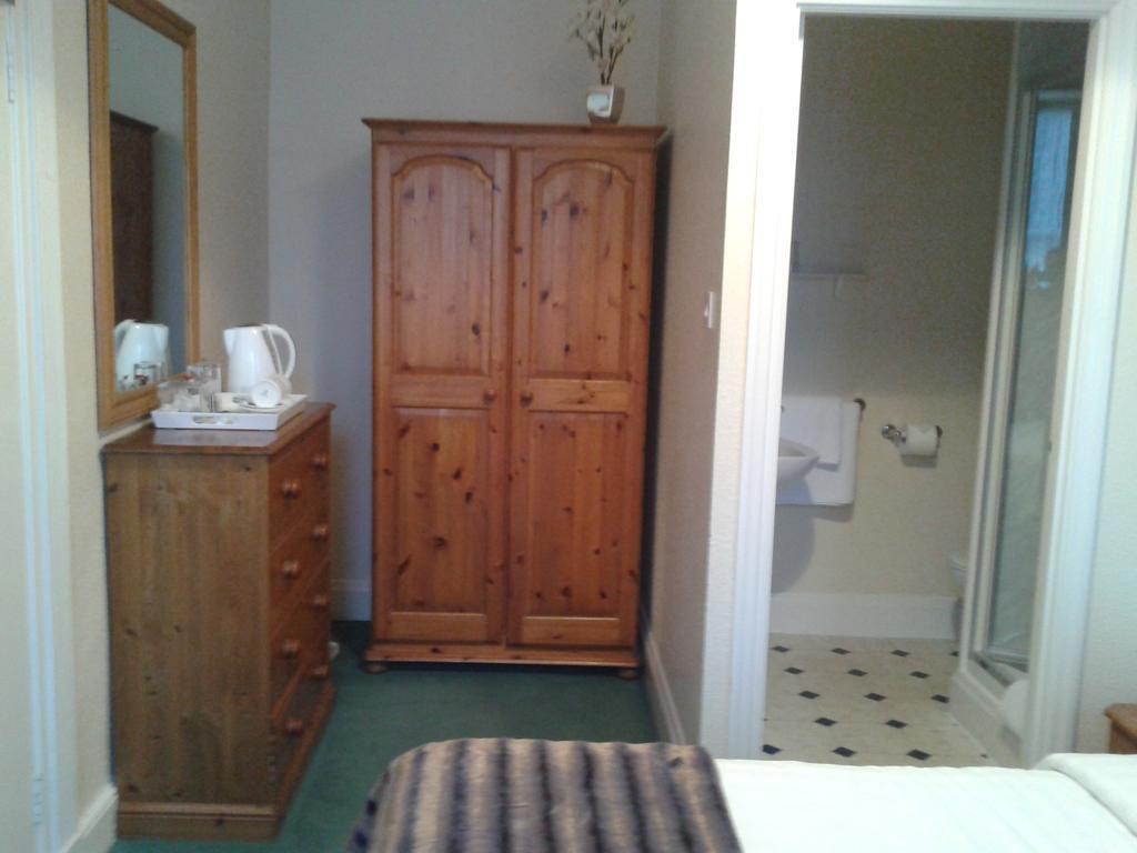 Franklyn Guesthouse Saint Helier Room photo